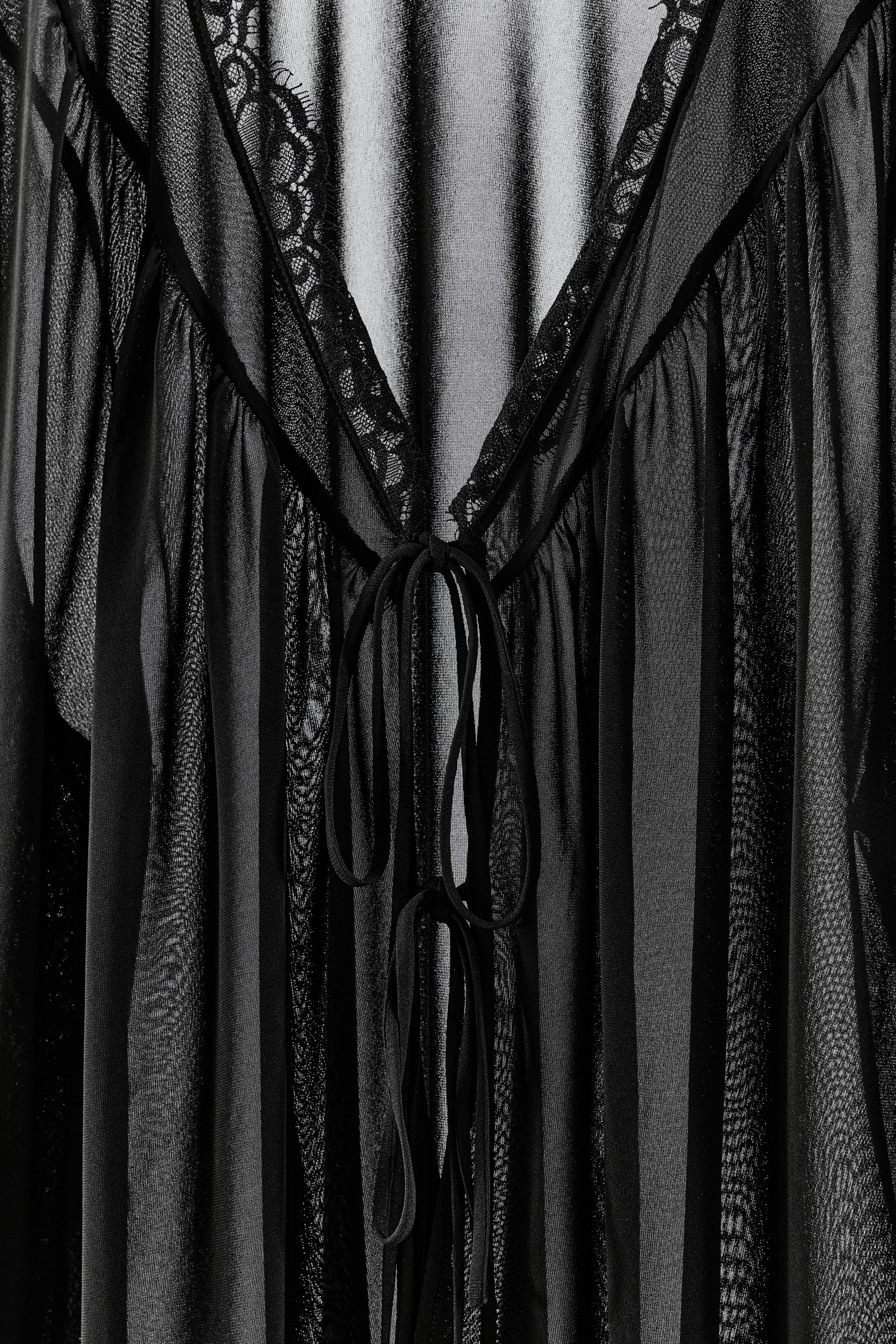 LACE TIE-FRONT BLOUSE